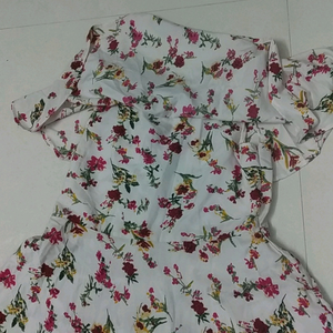 floral L size gown