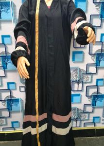 Elegant Black Abaya Burqa with Accents Design Pic