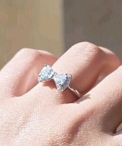🎀 Silver Plated Crystal Bow Ring | Adjustable | B