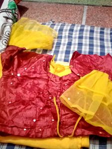 yellow saree with blouse