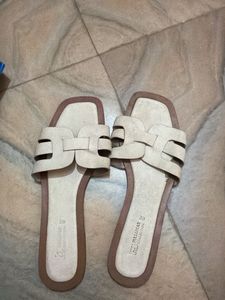 Stylish Women's Flat Sandals