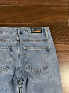 Light Wash Ripped Wide Leg Jeans