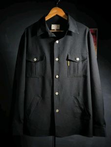 Classic Black Button-Up Work Shirt / size- 46,31