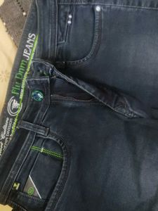 Men's Dark Wash Jeans