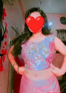 Beautiful pink 🩷 three piece 🩷✅