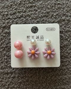 Cute Daisy Pearl Stud Earrings Set