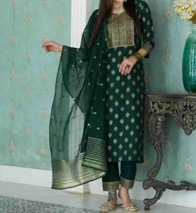 Elegant Green Kurta Set with Dupatta