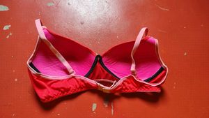 Elegant Lace Strapless Bra
