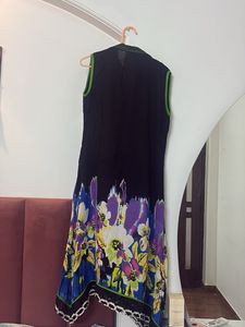 Black Embroidered Floral Kurta