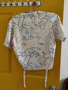Drawstrings Face Print Ruched Crop Top