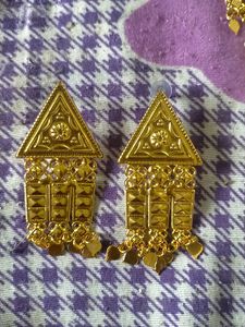 Gold-Plated Necklace and Earrings Set