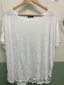 GAP White Basic T-Shirt