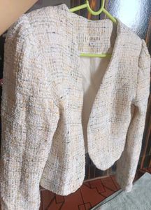 Chic Cropped Tweed Blazer