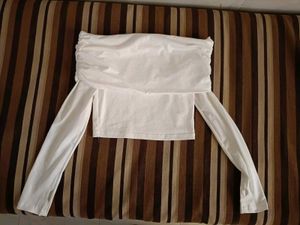 Chic Off-Shoulder Ruched Crop Top