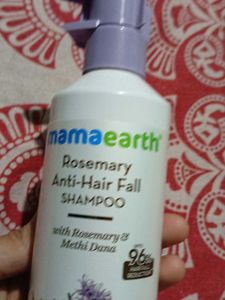 mama Earth shampoo