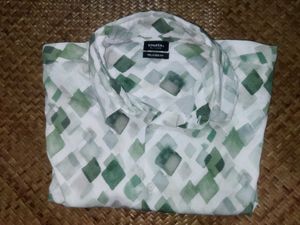 Men's Short Sleeve Diamond Print Shirt