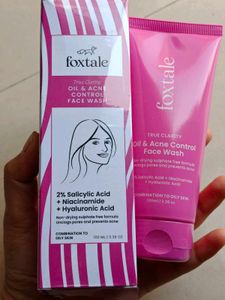 Foxtale Oil & Acne Control Face Wash