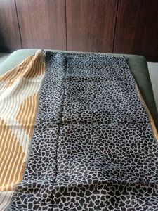Elegant Saree with Unique Print