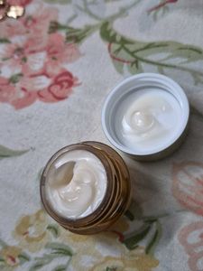 New Estee Lauder Revitalizing Supreme Cream