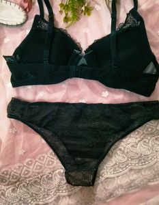 LaceH&amp;m Bra and Panty Set