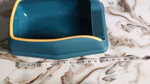 Blue &amp; Yellow Cat Litter Box