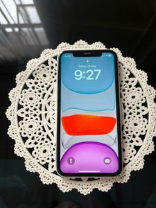 iPhone 11 (128GB )