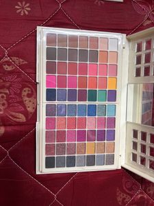 HILARYRHODA Makeup Palette