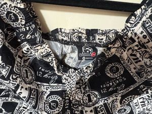 Unique Dollar Print Shorts no elastic