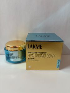 Lakme Hyaluronic Dewy Gel Creme