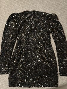Sparkling Sequin Long Sleeve Dress