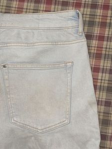 H&amp;M Straight Regulat Light Wash Denim Jeans 31/30