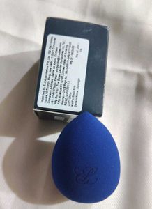 Estee Lauder Beauty Sponge