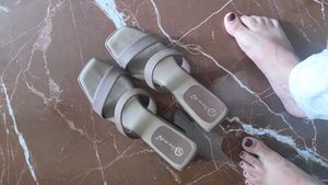 beautiful sandle, use only one time