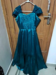 Elegant Teal Evening Gown
