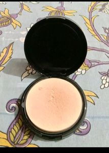 Maybelline New York Compact