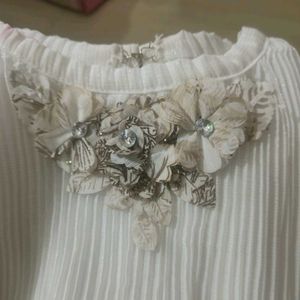 Elegant White Pleated Dress