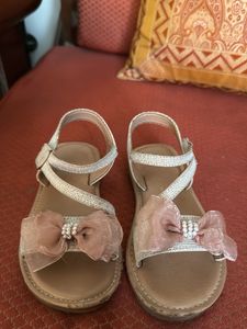 Cute Girl's Sandals with Bow Detail