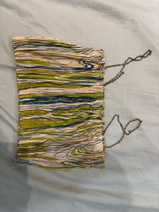 Pretty spaghetti style tube top