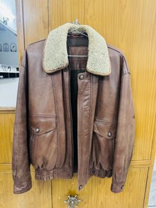 BILTMORE Men's Brown Leather Bomber Jacket
