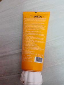 DOT &amp; KEY Vitamin C+E Face Wash
