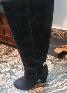Designer Knee high Suede black boots 80% discount