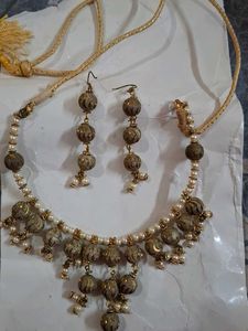 Beautiful Beaded Necklace & Earring Set