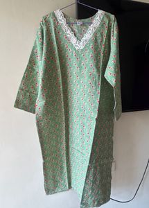 Vintage Green Floral Kurti