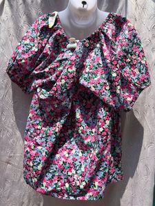 New and Unsed Tops (2)