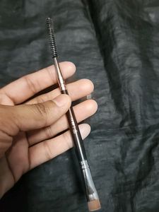 Pac - Eyebrow Brush