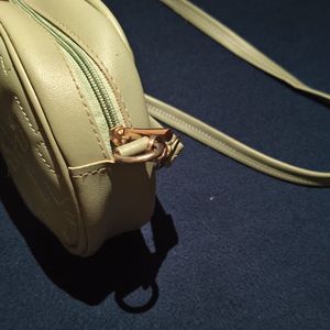 Pretty Olive Hand Bag