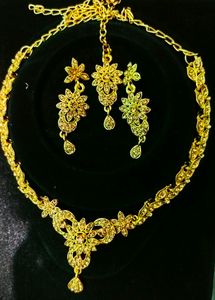 Engagement Look Jwellery For Royal Loo