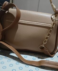 Chic Cream &amp; Brown Chain Crossbody Bag