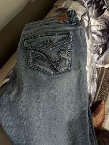 ✨ Y2K Low-Rise Flared Jeans by LEI ✨
