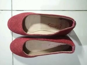 Sparkling Red Ballet Flats
